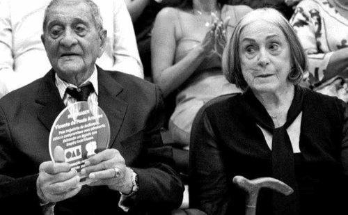 História comovente: casal morre no mesmo dia após 67 anos de união