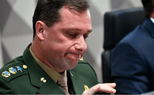Preso Mauro Cid, ex-ajudante de Bolsonaro, após depoimento ao STF