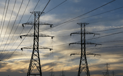Aposta em térmicas pode comprometer energia limpa em Minas