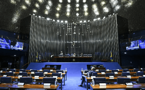 Senado vota nesta terça aumento de vagas na Câmara dos Deputados