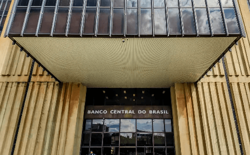 Copom avalia nesta quarta se encerra ciclo de alta da Selic