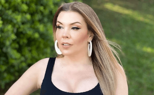 Simony fala sobre imunoterapia e agradece cura do câncer