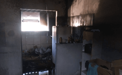 Incêndio atinge apartamento em Coronel Fabriciano; moradores não estavam no local