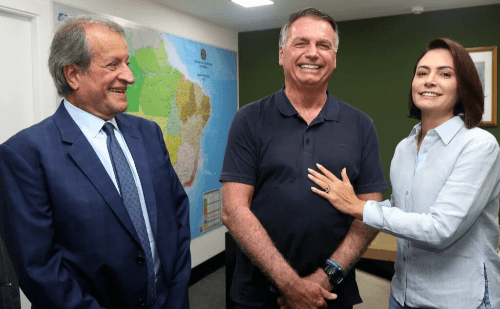 Com Bolsonaro e Michelle, PL chega aos 40 anos como maior força da direita