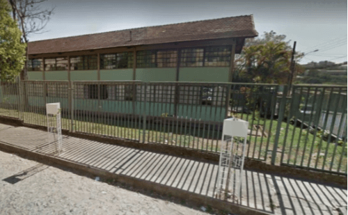 Professora é agredida por aluna de 11 anos em escola de Divinópolis
