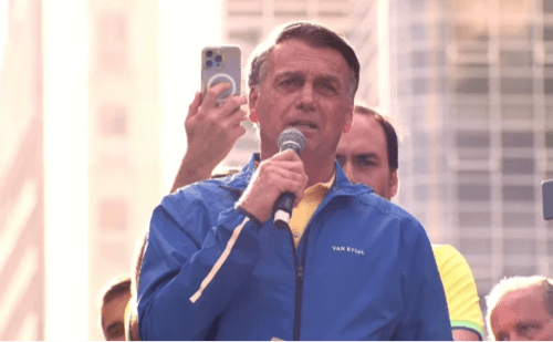 Bolsonaro propõe transformação do país com 50% da Câmara e Senado