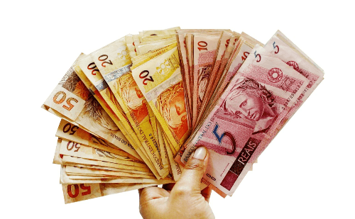 Brasil atinge R$ 2 trilhões em impostos 19 dias mais cedo em 2025