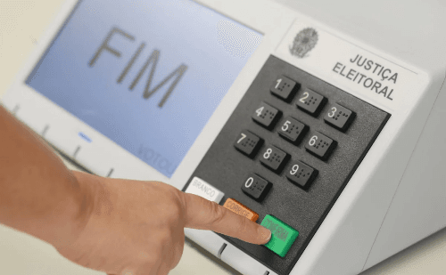 Guapé realiza nova eleição após afastamentos de prefeitos