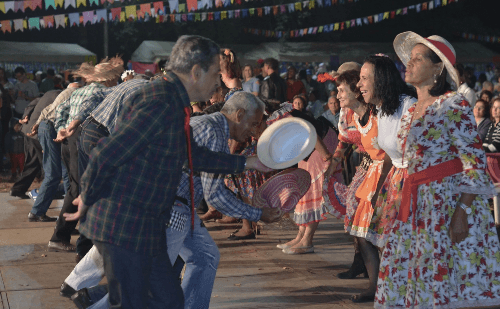 Arraiá do Ipaneminha celebra tradição e reúne famílias em Ipatinga