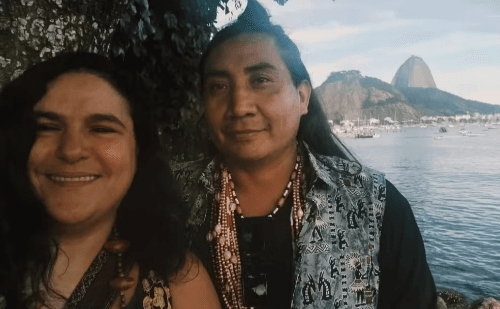 Artista indígena do Pará denuncia racismo em restaurante do Rio
