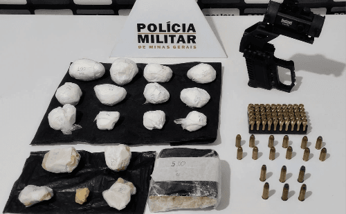 Mulher é flagrada com drogas e munições em Timóteo