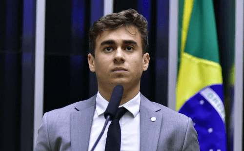 MP pede suspensão dos direitos políticos de Nikolas em MG