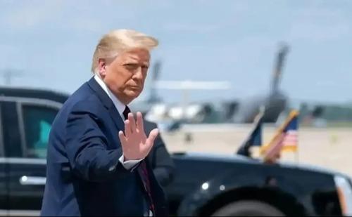 Trump ameaça aumentar tarifas caso Brasil reaja com retaliações