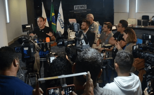 FIEMG pede negociação com EUA diante de tarifa de 50% sobre produtos brasileiros