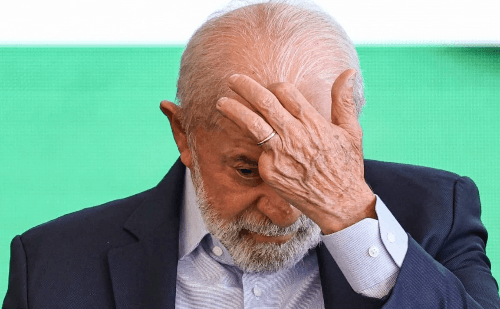Trump indica diálogo futuro com Lula e sai em defesa de Bolsonaro