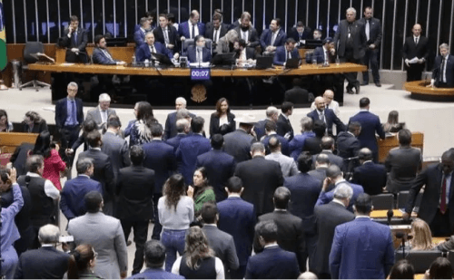 Congresso pressiona STF contra aumento do IOF decretado pelo governo