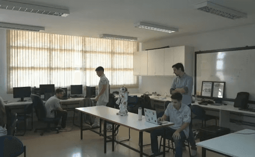 PUC-Rio e ITS lançam cursos pioneiros em inteligência artificial no RJ