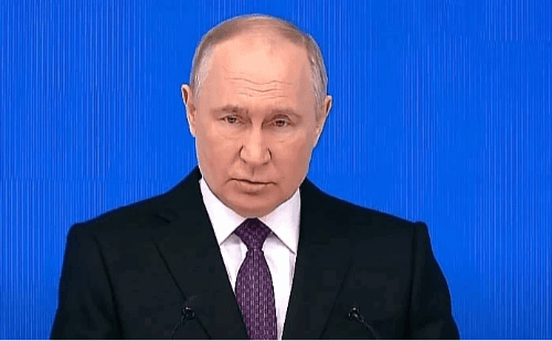 Putin desafia ultimato de Trump e continua ofensiva na Ucrânia