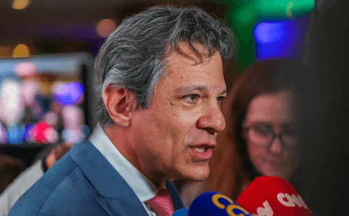 Haddad condena defesa de Bolsonaro feita por Tarcísio em SP