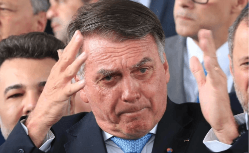 STF impõe tornozeleira e restringe contatos de Bolsonaro