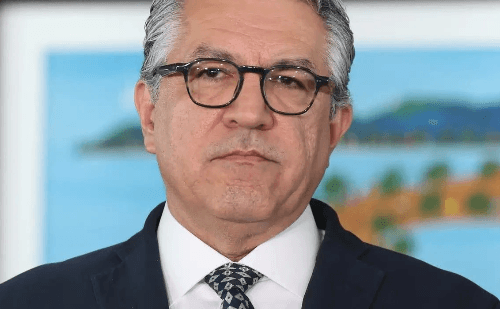 Saúde brasileira recebe R$ 450 milhões e enfrenta críticas dos EUA