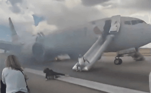 Princípio de incêndio obriga evacuação de avião nos EUA