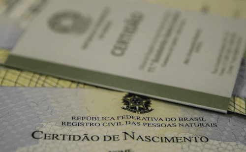 TJ-SP autoriza mulher a remover sobrenome do pai após abandono