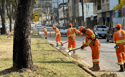 Ipatinga recolhe mais de 2.800 toneladas de lixo em ação intensiva