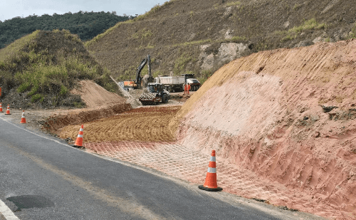 Pare e Siga na BR-381 é reduzido em Antônio Dias e desvio deve ser concluído até quarta-feira