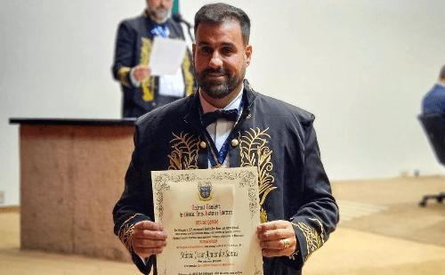 Empresário brasileiro assume cadeira na ABRASCI e é surpreendido com Pelé como patrono