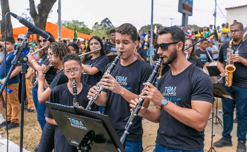 Escola de Música TOM celebra 31 anos com apresentação no Parque Ipanema
