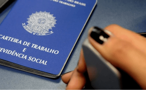 Desemprego de longa duração atinge 1,2 milhão de brasileiros, segundo IBGE