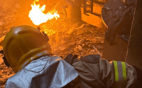 Homem é preso após incendiar casa e agredir companheira em João Monlevade