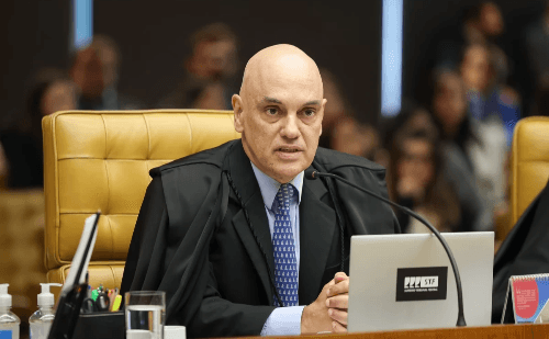 Moraes afirma que sanções de Trump não afetam julgamento de Bolsonaro