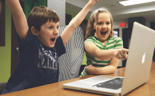 Google terá 60 dias para exibir alertas contra publicidade infantil no YouTube