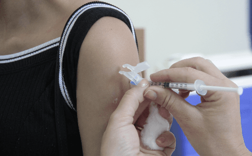Coronel Fabriciano amplia vacinação contra HPV para jovens de 15 a 19 anos