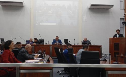 Câmara de Ipatinga debate leitura bíblica e jogos de azar