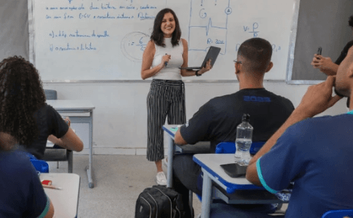 Termina hoje o prazo para inscrição no concurso da Educação em MG