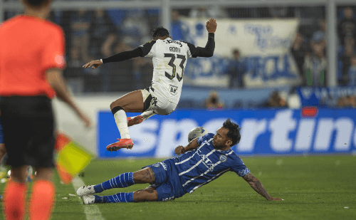 Galo vence na Argentina e está nas quartas da Sul-Americana