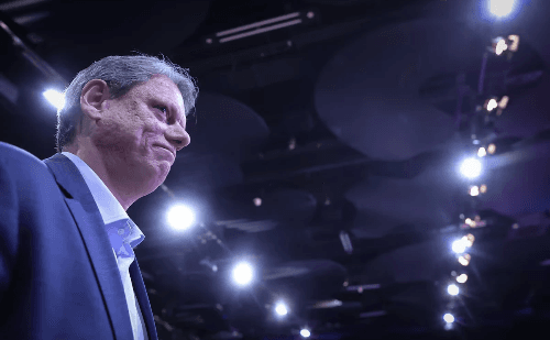 Tarcísio atende clamor e admite que pode ser candidato a presidente do Brasil
