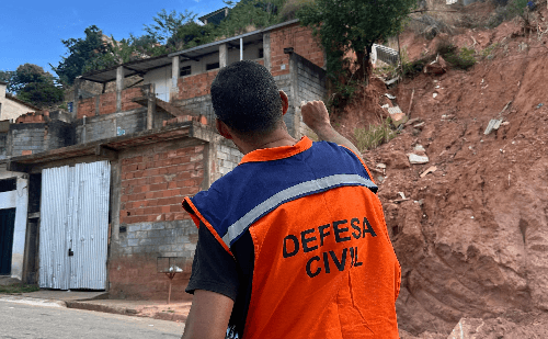 Defesa Civil de Ipatinga mantém trabalho contínuo de revistorias em imóveis interditados após chuva de 12 de janeiro