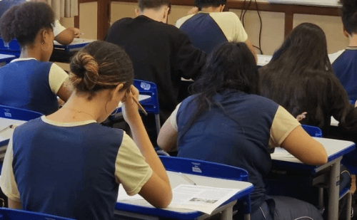 Cemig promove curso gratuito de Educação Financeira para jovens da rede pública