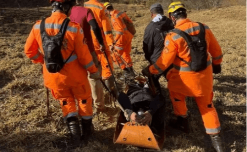 Homem de 46 anos cai de parapente e é resgatado em Patos de Minas