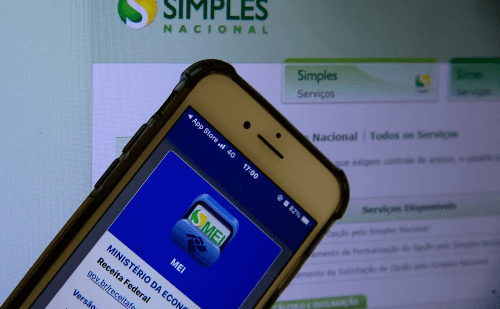 Governo adia recolhimento do Simples para empresas atingidas pelo tarifaço dos EUA
