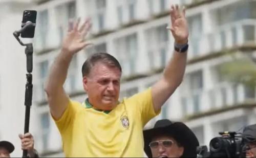 Minuta de anistia pode tornar Bolsonaro elegível em 2026 e suspender processos de apoiadores