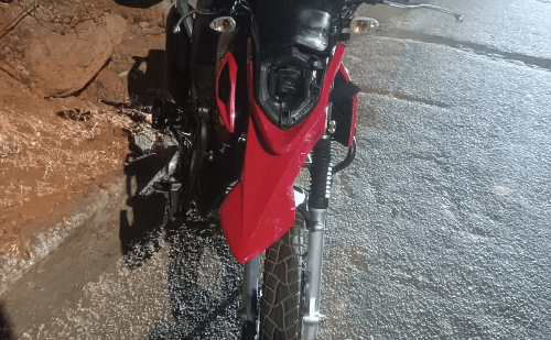 Acidente entre motos fere três em João Monlevade