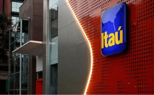 Itaú confirma cortes e sindicato denuncia demissões em massa no Brasil