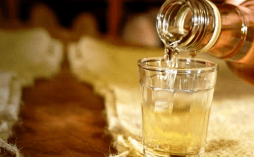 Minas lidera produção nacional no Dia da Cachaça