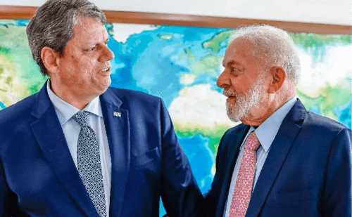 PT quer desgaste de Tarcísio, que cresce como nome forte para 2026