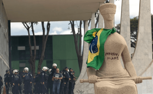 Alexandre de Moraes confirma prisão domiciliar de ‘Débora do batom’ após trânsito em julgado